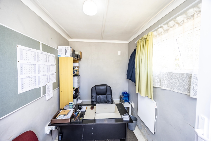 4 Bedroom Property for Sale in Cambridge Eastern Cape